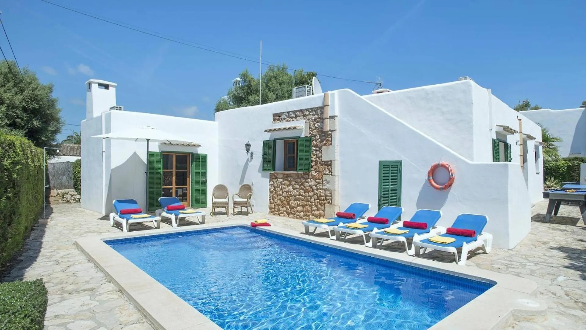 Επικοινωνία με το Villa Monica By Villa Plus